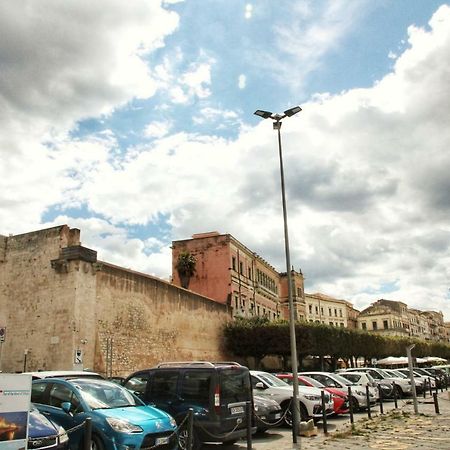 Essentia Rooms- Ortigia Holidays Syracuse Екстер'єр фото