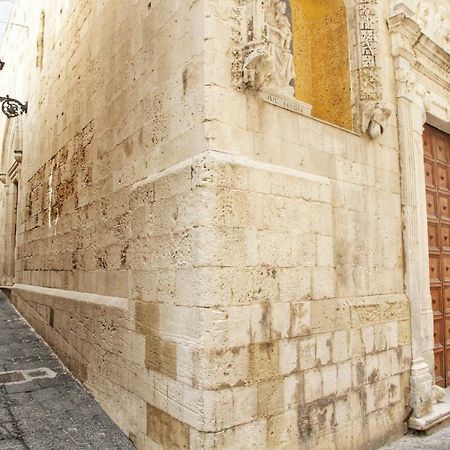 Essentia Rooms- Ortigia Holidays Syracuse Екстер'єр фото