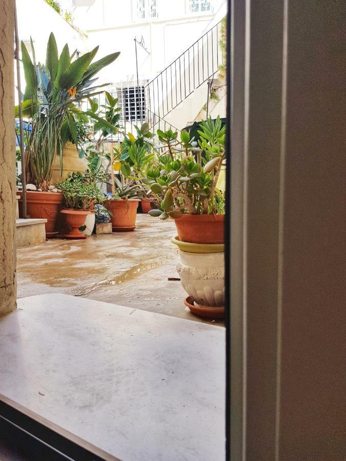 Essentia Rooms- Ortigia Holidays Syracuse Екстер'єр фото
